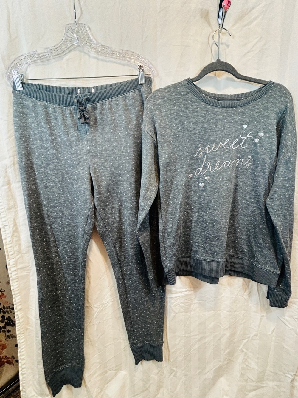 LC Lauren Conrad Gray "Sweet Dreams" Women's Lounge Pajama Set